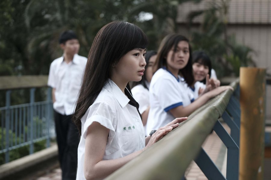 《糖糖Online》 11/16 起播映 「國民鬼娃」詹宛儒直播走光慘遭霸凌 朱芷瑩詮釋母女檔力挺到底